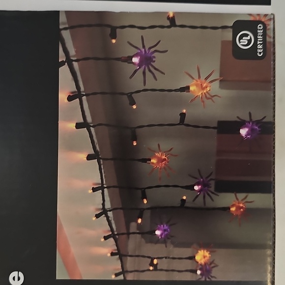 NWT Spooky Village 6 ft Halloween Spooky Sparkle LED Spider Icicle Lights - Picture 8 of 9